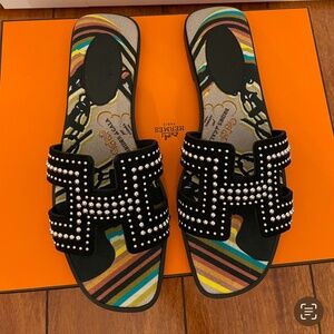 Hermes Oran sandal black size 36.5